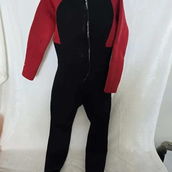 Lemorecn Fullsuit wet suit youth size 8 Red and black premium neoprene 2mm - Picture 4 of 5